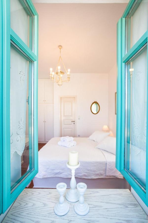 Hotel Odysseus Folegandros Town ภายนอก รูปภาพ